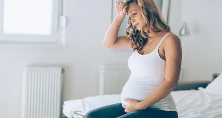Depresja ciążowa objawy - jak je rozpoznać i kiedy szukać pomocy