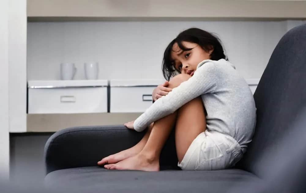 Zaburzenia psychiczne u dzieci objawy – jak je rozpoznać i co robić