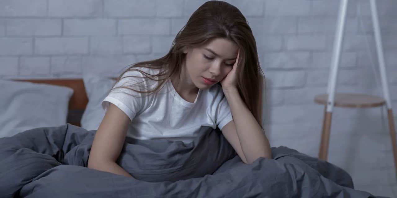 Czy neurolog leczy depresję? Poznaj prawdę o leczeniu depresji